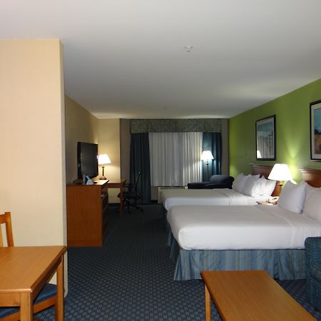 Holiday Inn Express Hotel & Suites Salisbury - Delmar By Ihg Zewnętrze zdjęcie