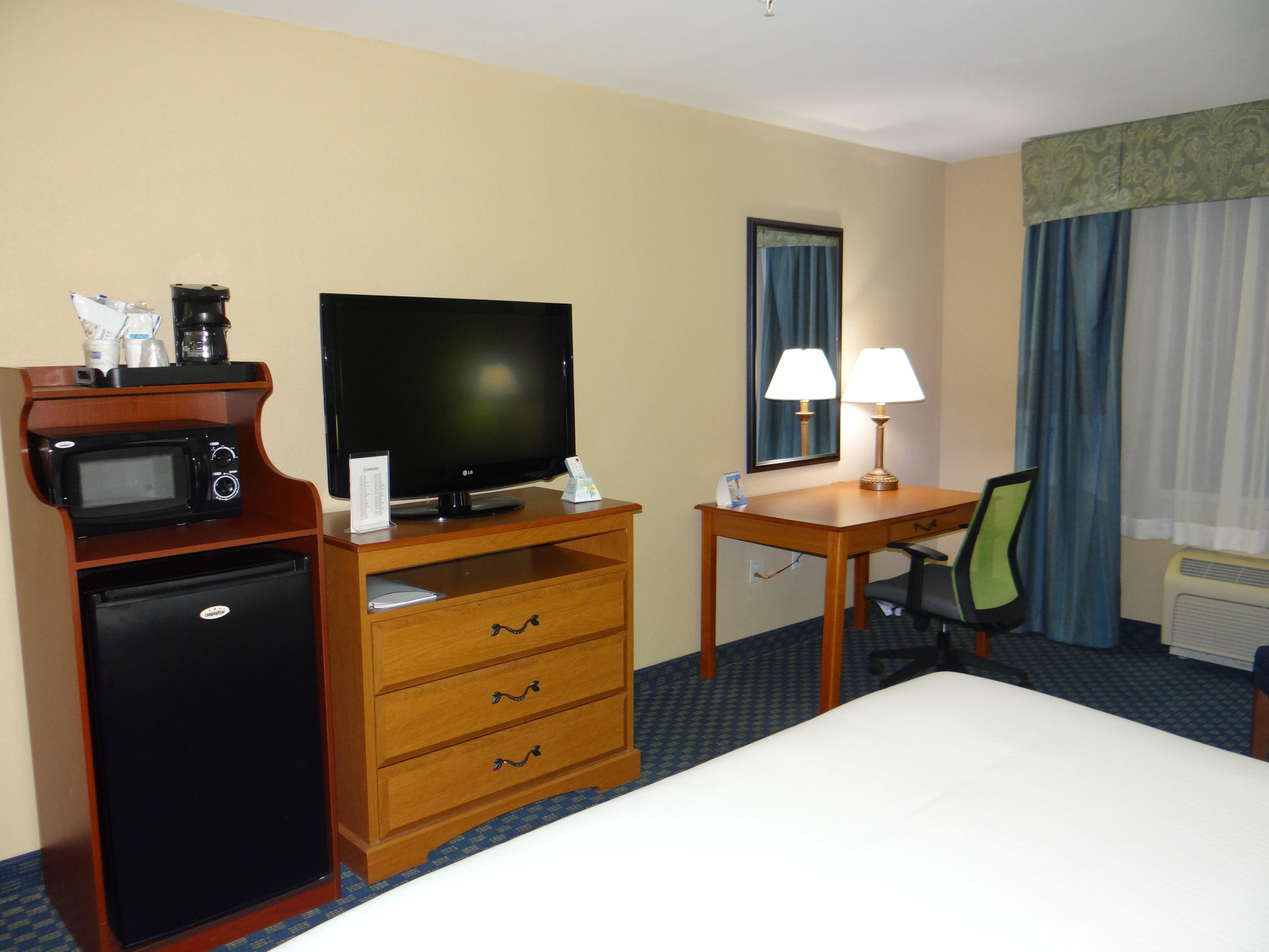 Holiday Inn Express Hotel & Suites Salisbury - Delmar By Ihg Zewnętrze zdjęcie