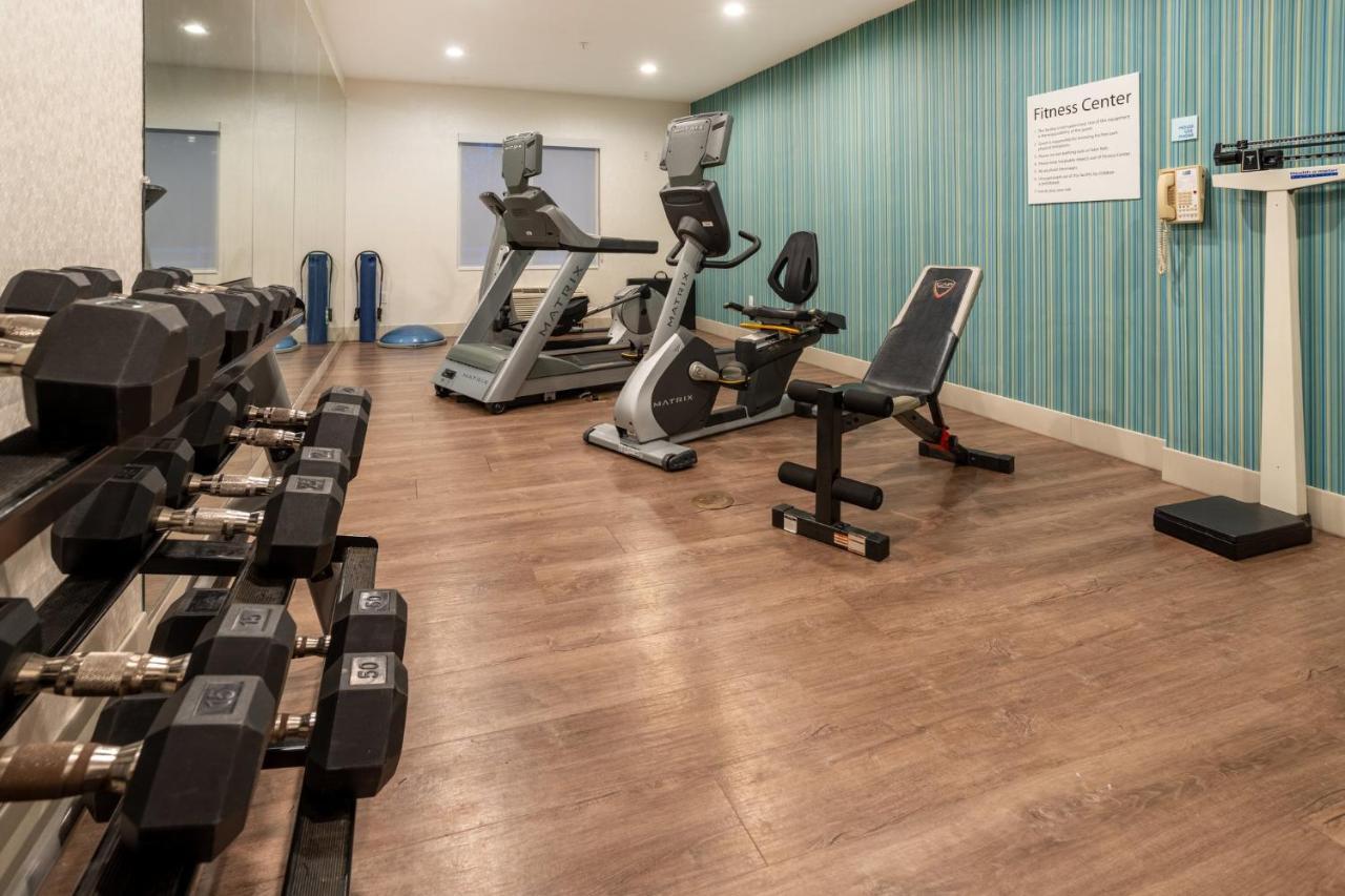 Holiday Inn Express Hotel & Suites Salisbury - Delmar By Ihg Zewnętrze zdjęcie