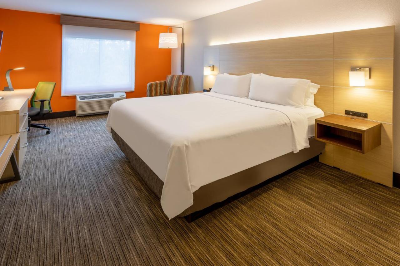 Holiday Inn Express Hotel & Suites Salisbury - Delmar By Ihg Zewnętrze zdjęcie